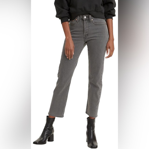 Levi's Women's Wedgie Straight Gray Jeans - Picture 2 of 6